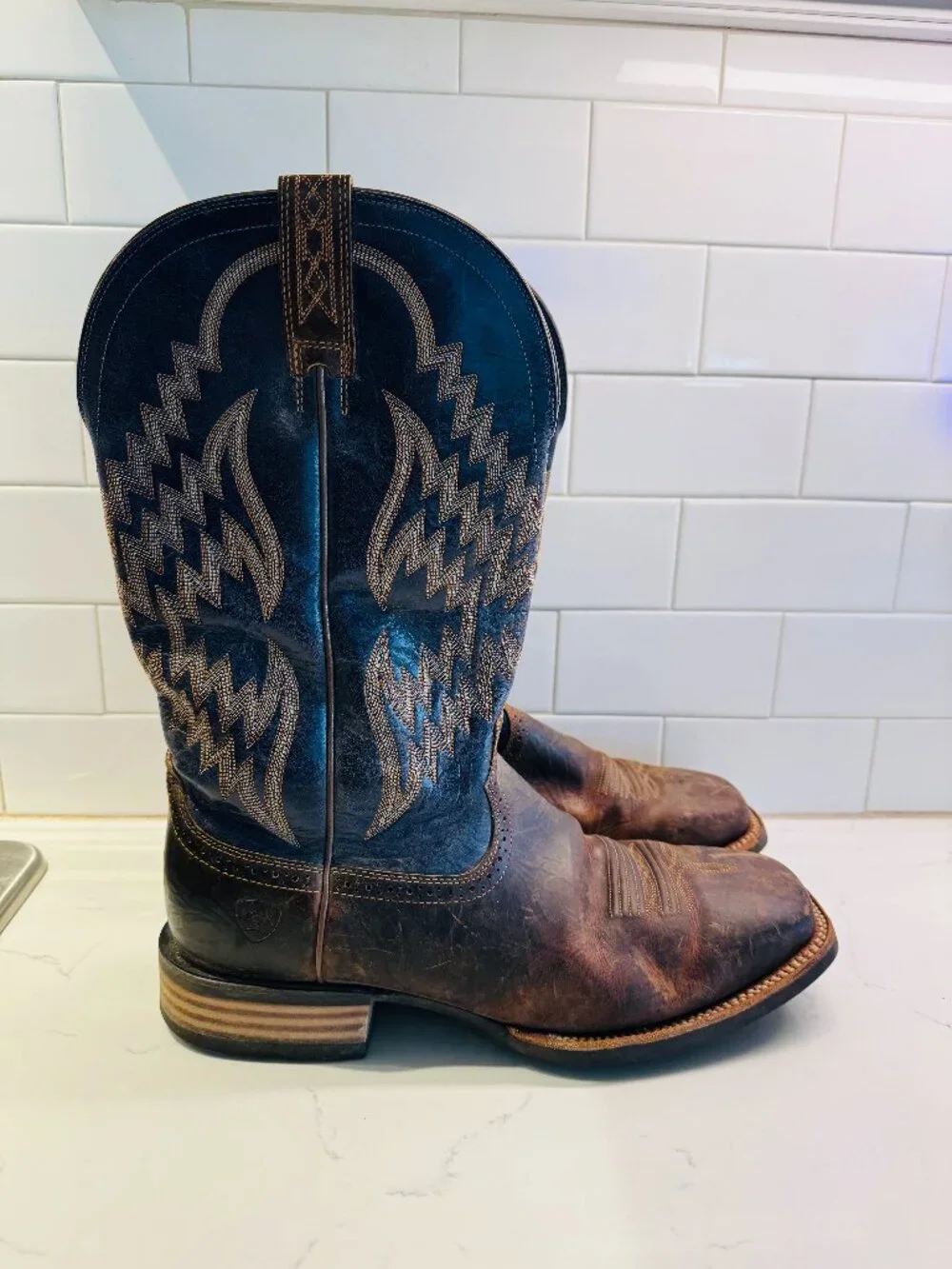 Ariat Tycoon Western Boots Mens 12EE Extra Wide Square Toe Brown Dark Blue Leath